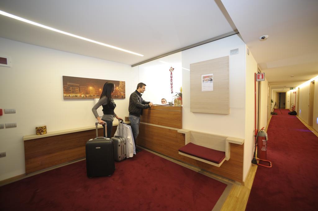 Al Marinaio Hotel Garni トレント エクステリア 写真